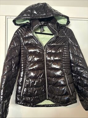 Noize Shiny black Hooded Puffer with Mint Lining
